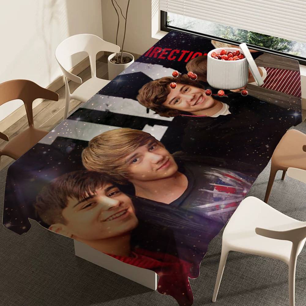 Home Textiles Direct - Nappe O-One D-Direction à thème pour